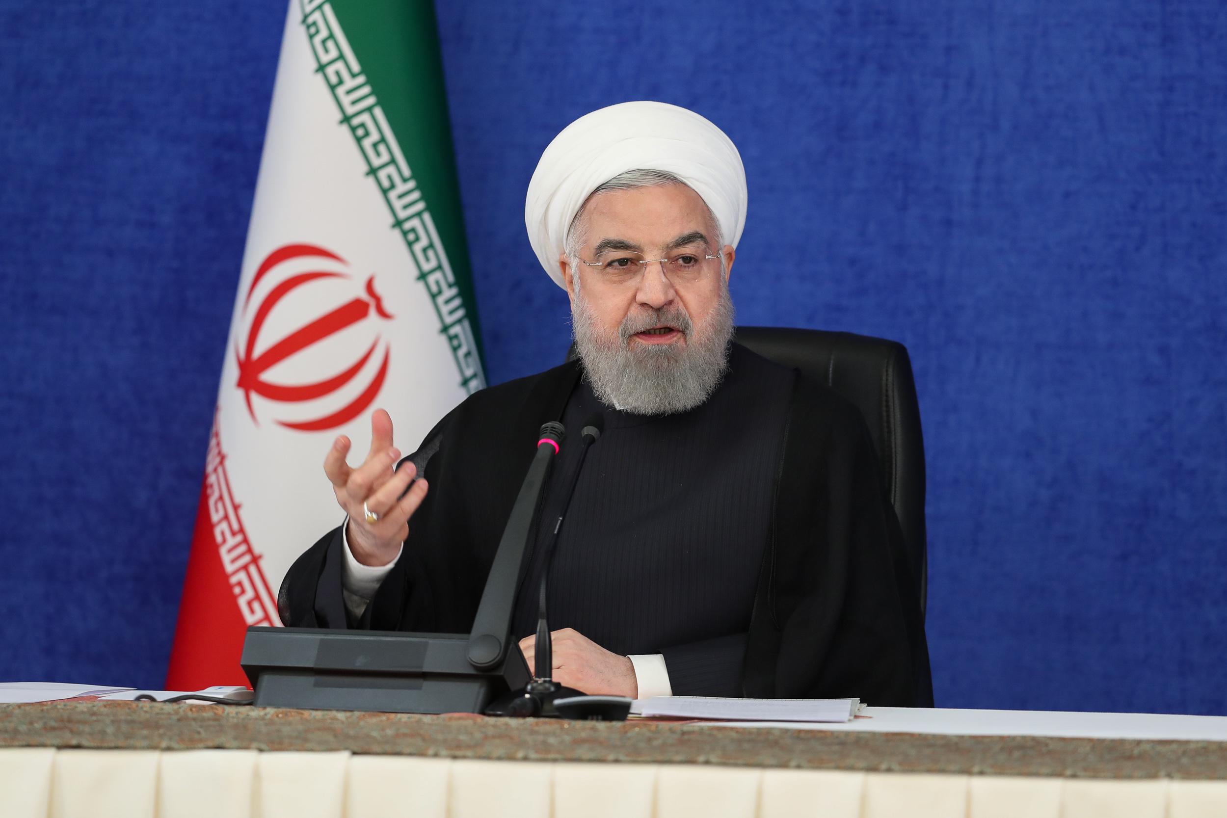 روحانی: همه نیازمندی‌های وزارت بهداشت با وجود سختی‌ها انجام شد