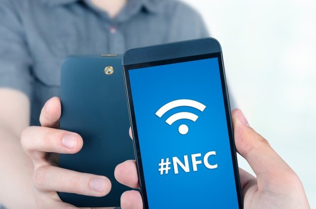 فناوری NFC گوشی‌های هوشمند چه قابلیت‌هایی دارد؟