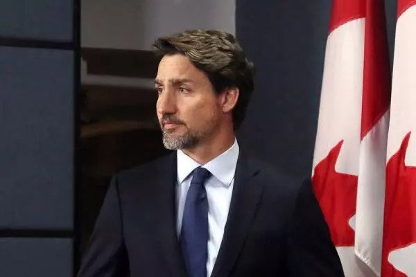 پست جعلی نخست وزیر کانادا درباره ایران / ترودو توییتش را حذف کرد 