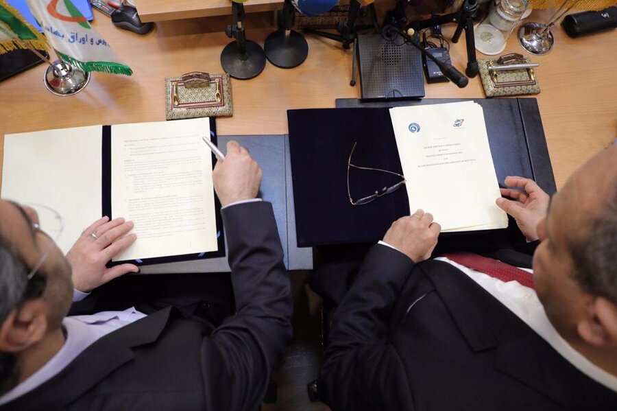 امضاء تفاهم‌نامه همکاری میان سازمان بورس ایران و عراق