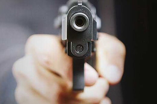 شلیک مرگبار پدر عصبانی به دخترش