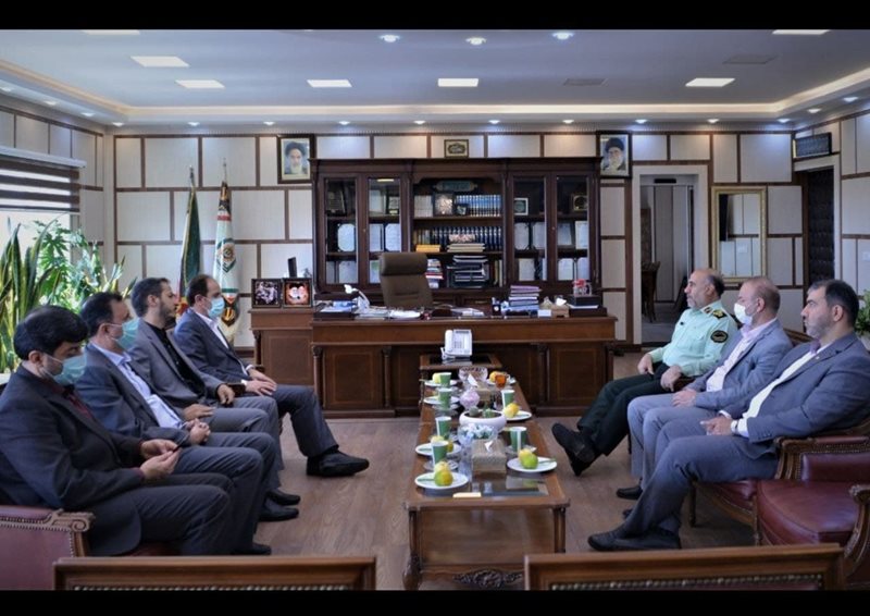دیدار مدیرعامل بیمه آسیا و فرمانده انتظامی تهران بزرگ