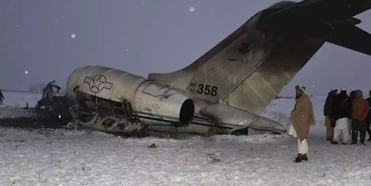 آمریکا اجساد نظامیان حادثه سقوط هواپیما را تحویل گرفت