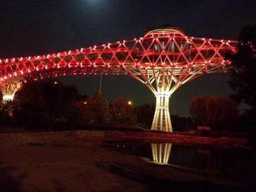 پل طبیعت امشب قرمز می شود