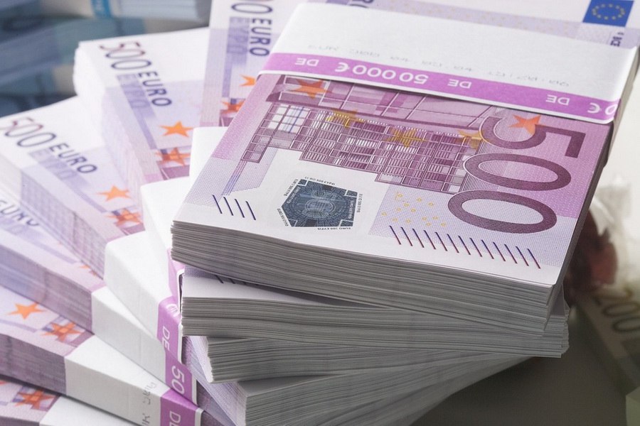 بهاى دلار و یورو در اولین روز هفته