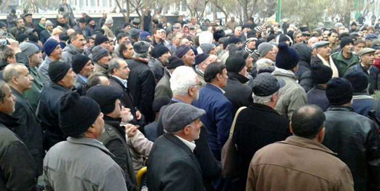 تجمع اعتراضی بازنشستگان صندوق فولاد در اصفهان