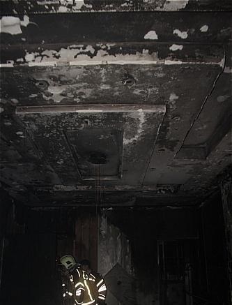  آتش‌سوزی آرایشگاه زنانه در خیابان آیت‌الله کاشانی +تصاویر