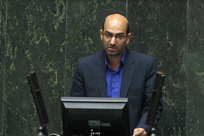 شکایت از محمود صادقی به هیئت نظارت بر رفتار نمایندگان