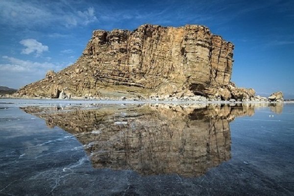 دریاچه ارومیه فدای چه شد؟