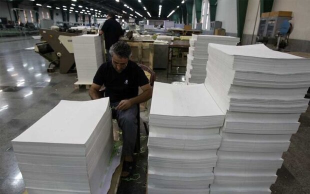 واکنش تولیدکنندگان به اعلام خبر خودکفایی کاغذ/ تولید ۹۰ هزار تنی کشور را از واردات کاغذ تحریر بی نیاز نمی کند