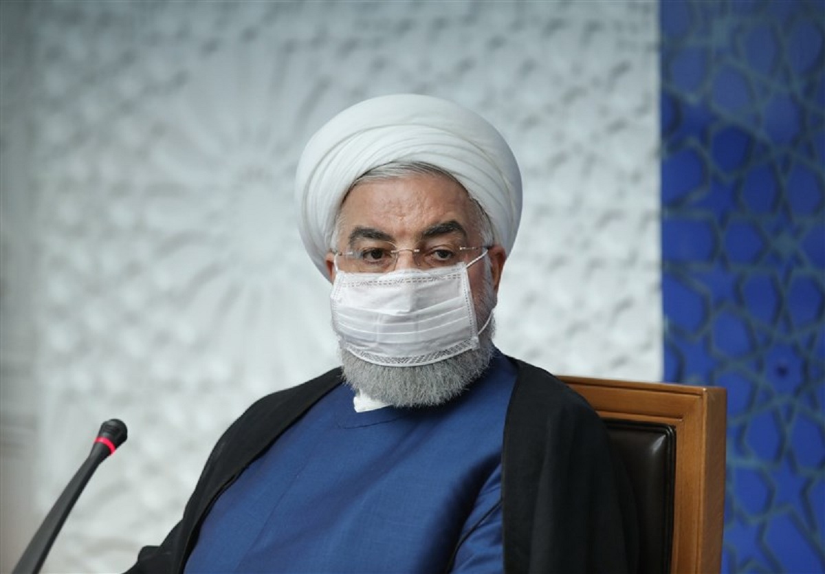 روحانی: اجازه نمی‌دهیم چرخه تولید گرفتار مشکلات شود/ ضرورت تسریع در عرضه سهام دستگاه‌های دولتی