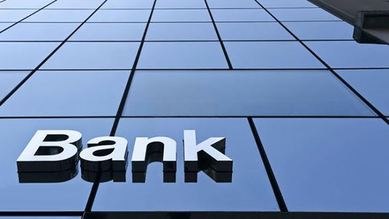 ساختمان‌های لوکس مشکلات بانک‌ها را حل می‌کند؟