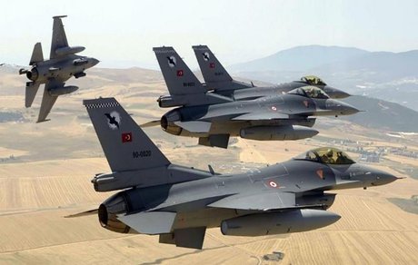 تجاوز جنگنده‌های ترکیه به شمال عراق
