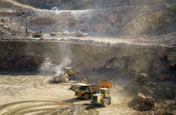معدن‌کاوی در مناطق ممنوعه