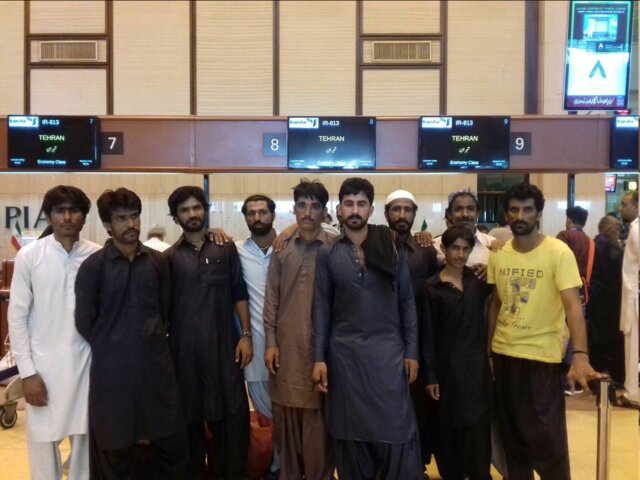 آزادی ملوانان ایرانی زندانی در پاکستان +عکس