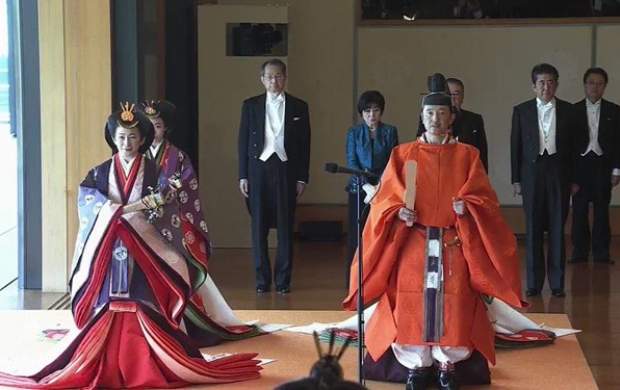امپراتور جدید ژاپن رسما تاجگذاری کرد +فیلم