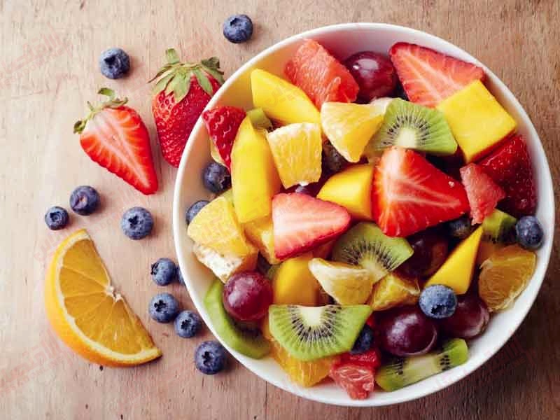 چرا رژیم غذایی میوه خواری خطرناک است؟