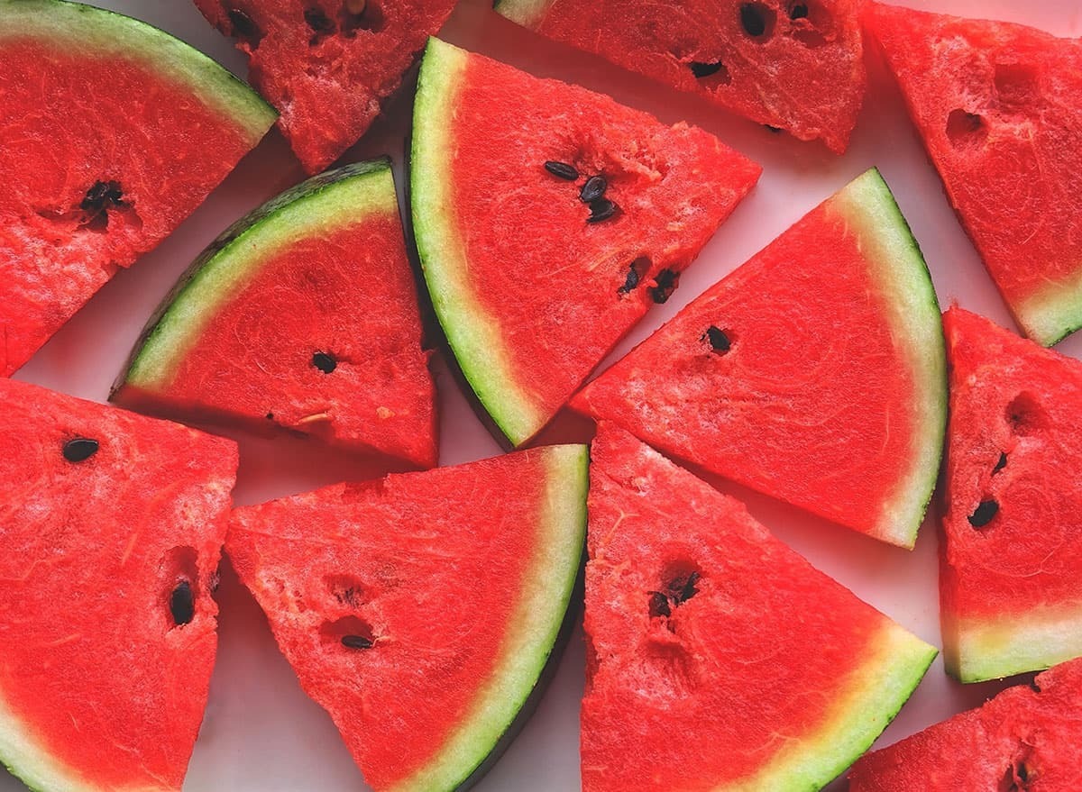 بهترین میوه‌ها برای تامین آب بدن