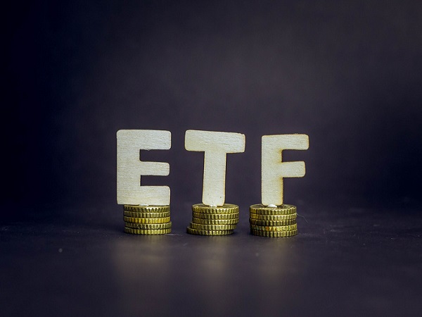 سازمان خصوصی‌سازی مکلف به انتقال سود سهام به صندوق‌های ETF شد