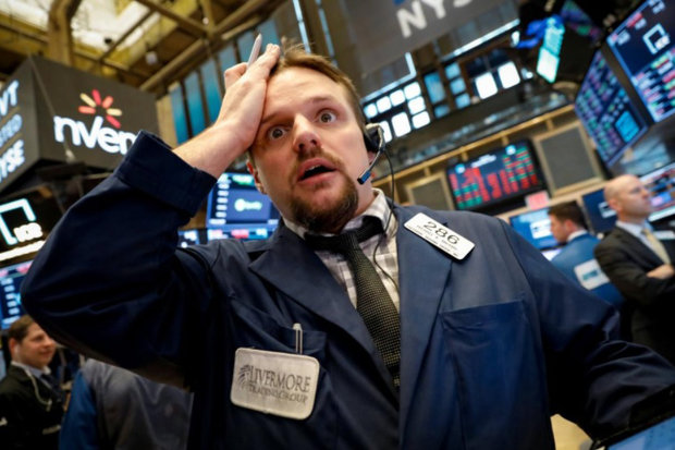 عقب‌ نشینی بازارهای سهام آمریکا با نگرانی‌ های اقتصادی