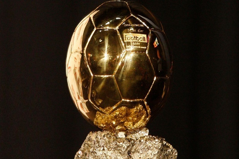 توپ طلا؛ در مورد جایزه سال فوتبالی‌ها چه می‌دانید؟