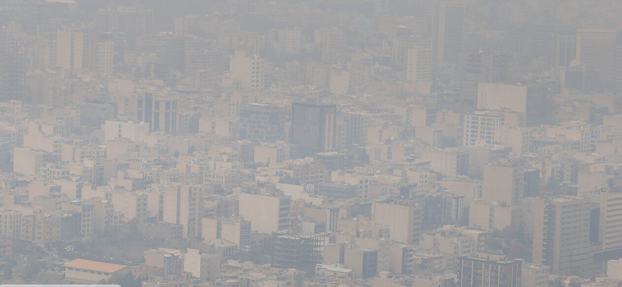 آلودگی هوا ۱۰شهرستان اصفهان را تعطیل کرد