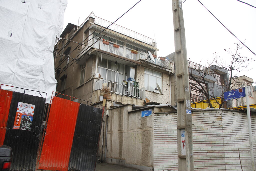 خانه های عجیب در محله های بالا شهر تهران!