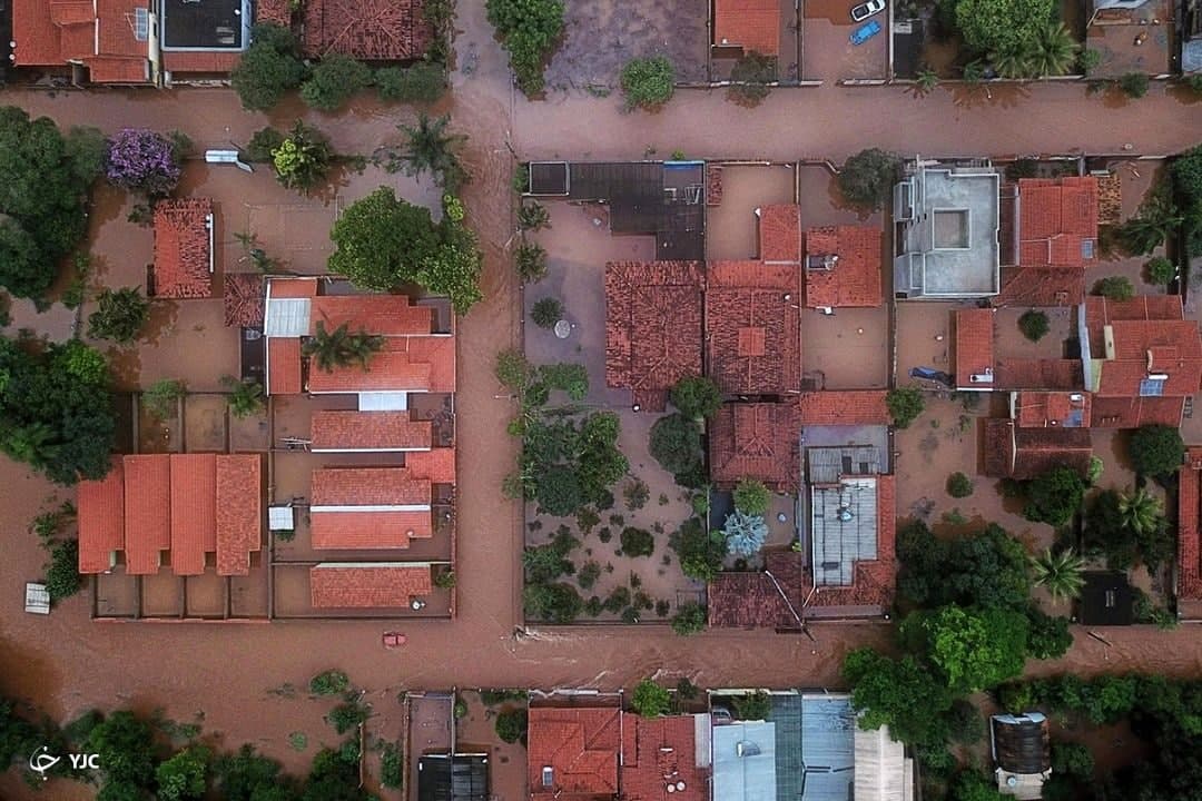 سیل صورتی در برزیل!