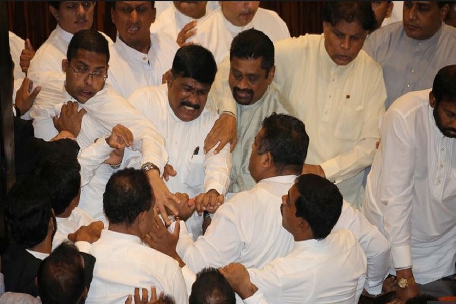 درگیری در پارلمان سریلانکا