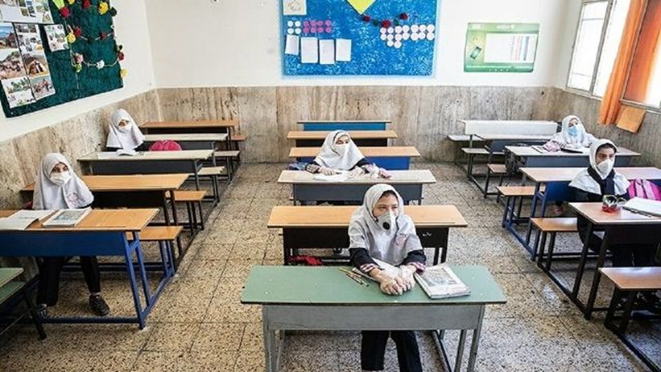 تشکیل کمیته اضطرار برای تهران / مدارس و دانشگاه ها تعطیل می شود؟