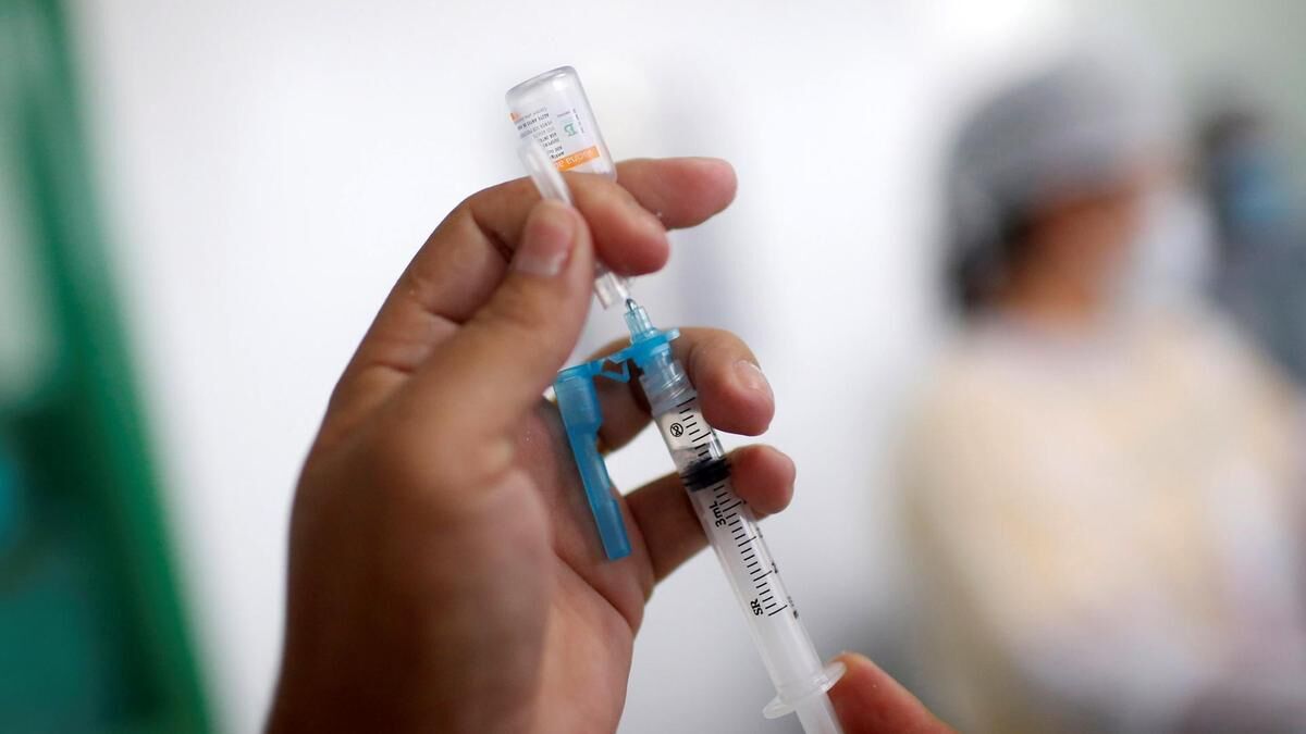 آغاز تزریق واکسن کرونا در ایران حداکثر تا ۲۰روز دیگر