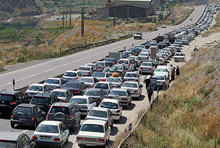 ترافیک در جاده‌های مازندران سنگین شد