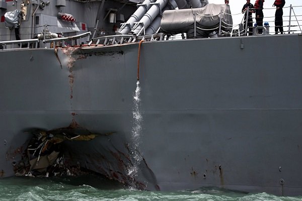 متوقف شدن فعالیت نیروی دریایی آمریکا در سراسر جهان