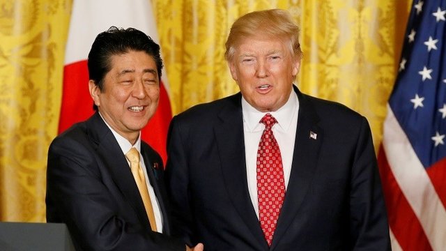نخست‌وزیر ژاپن ترامپ را از نتایج گفت‌‌وگوها در ایران مطلع کرد