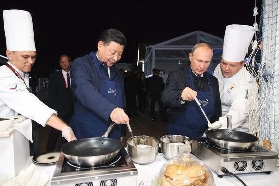 آشپزی پوتین و رییس جمهور چین +عکس 