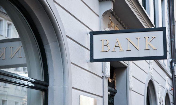 هجوم بانکی چیست و چگونه می توان از آن جلوگیری کرد؟