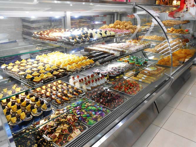 قیمت شیرینی و شکلات ۲۰درصد افزایش یافت