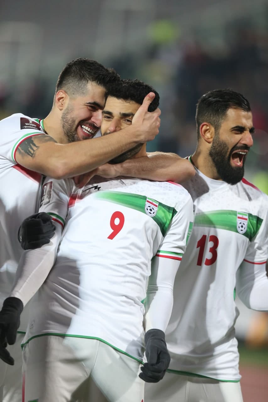 صعود تیم ملی بعد از سوت پایان بازی با عراق + فیلم