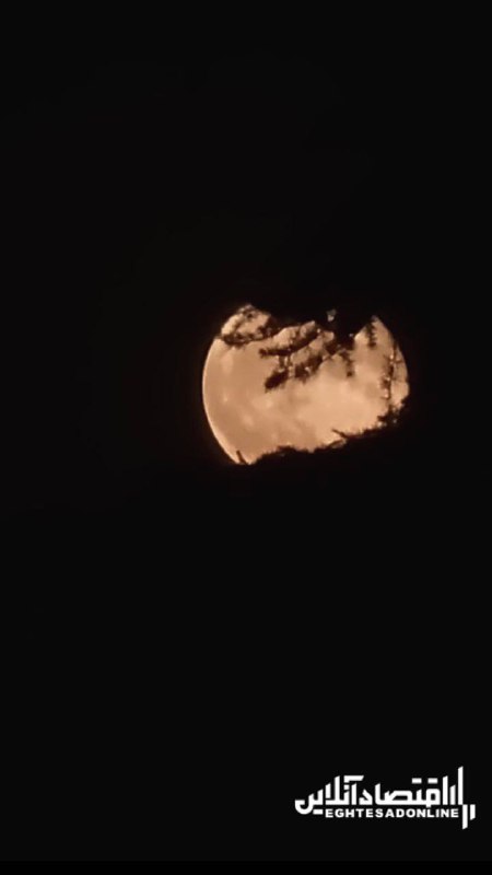 تصویری زیبا از ماه 