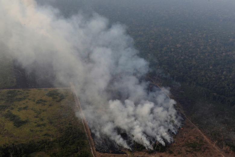 برزیل کمک گروه7 برای مقابله با آتش سوزی جنگل‌های آمازون را نپذیرفت