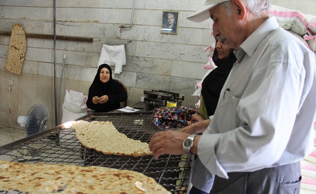 پیشنهاد اساسی به دولت برای حل مشکل نانواها بدون گرانی نان