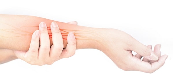 ۱۰ راهکار مفید برای کاهش درد دست 