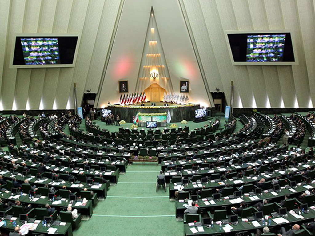 گزارش سقوط هواپیمای تهران - یاسوج در دستور کار مجلس