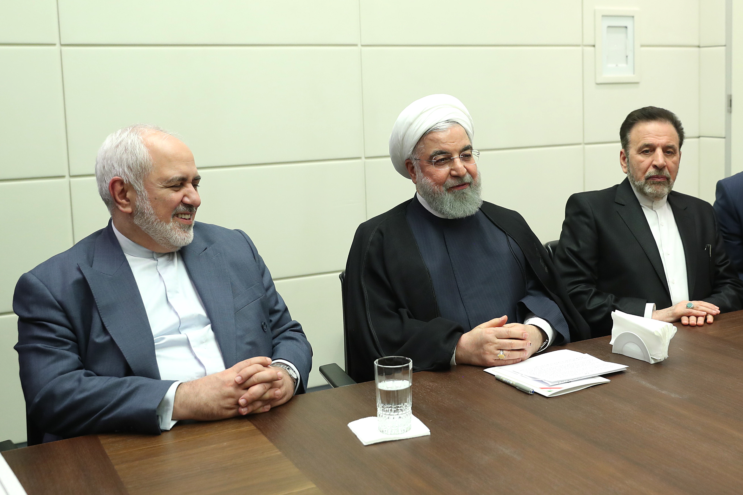 روحانی در دیدار رئیس جمهور موقت الجزایر +تصاویر