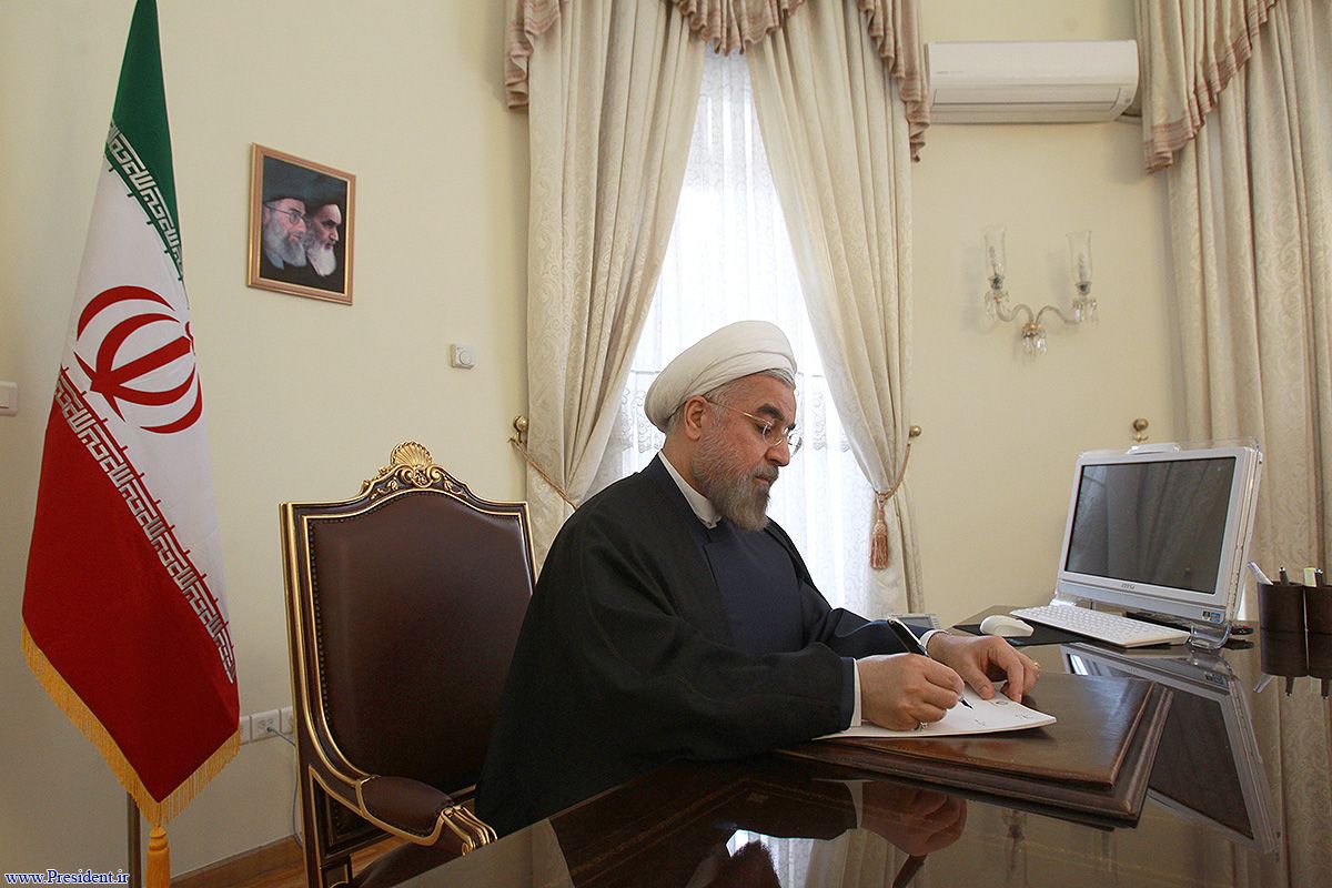 روحانی درگذشت عزت الله انتظامی را تسلیت گفت

