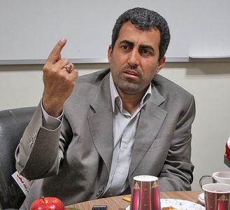 پورابراهیمی پنبه سهام‌عدالت را زد/ صورت‌های مالی سازمان بورس و بانک‌مرکزی هم افشا شود