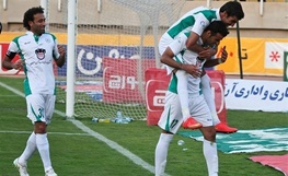 پیروزی ذوب‌آهن مقابل استقلال خوزستان