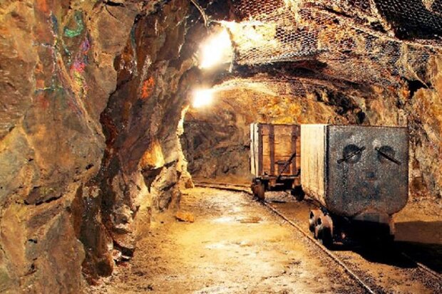 معدنکاران ایرانی چطور می توانند از معادن افغانستان بهره برداری کنند؟