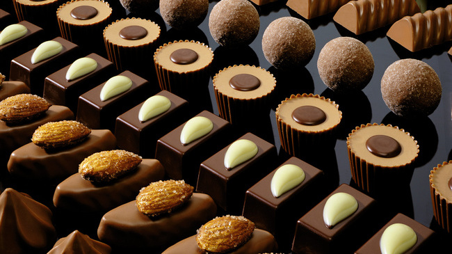 شکلات‌های خارجی جایگزین  آبنبات شده اند