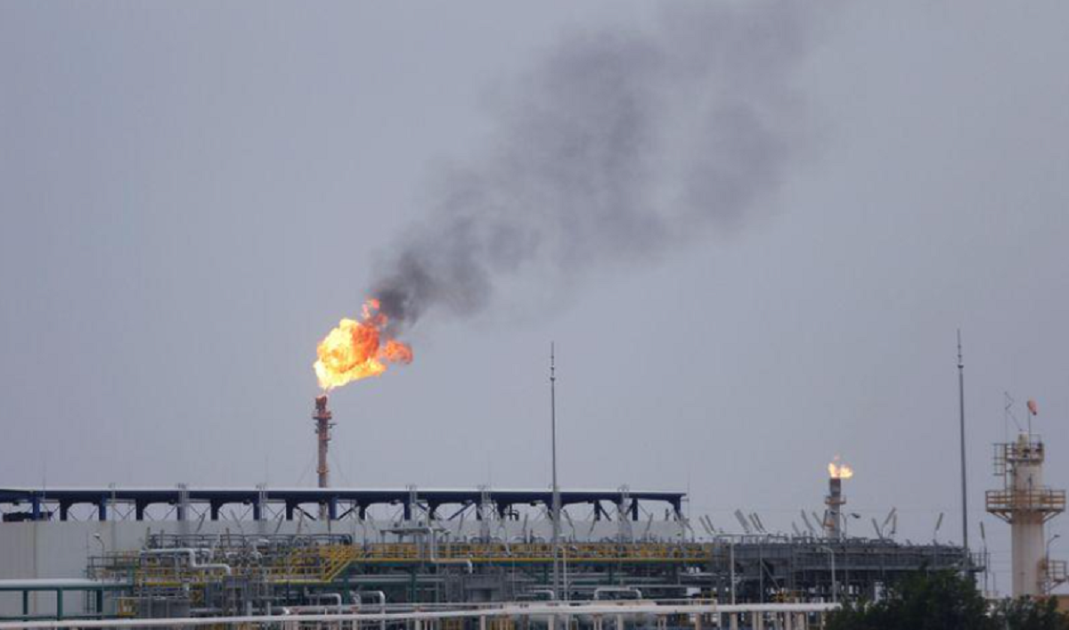 کاهش قیمت نفت به دنبال افزایش مبتلایان کرونا در چین/ اعلام محدودیت‌های جدید در مرکز شیوع